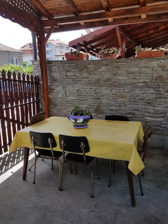 Guest Rooms Denitsa Obzor Exterior photo